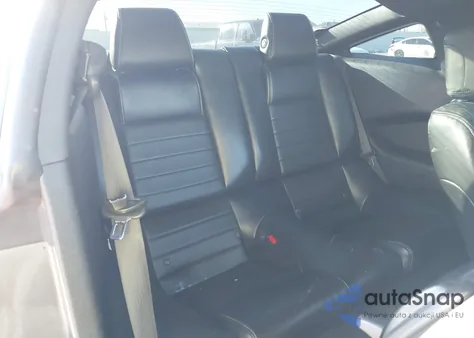 2014 Ford Mustang V6 Premium z USA, uszkodzony, nr VIN 1ZVBP8AM3E5268875